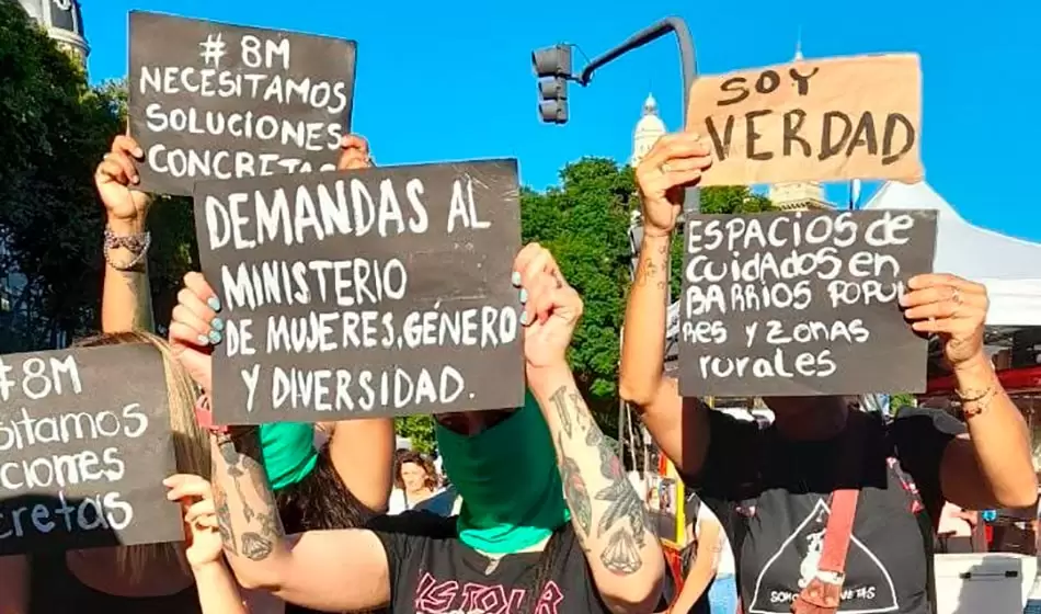 Desde el Observatorio MuMaLá destacan que otro de los factores que acrecienta la realidad de las mujeres en situación de violencia de género es la actual crisis económica que atraviesa la Argentina.